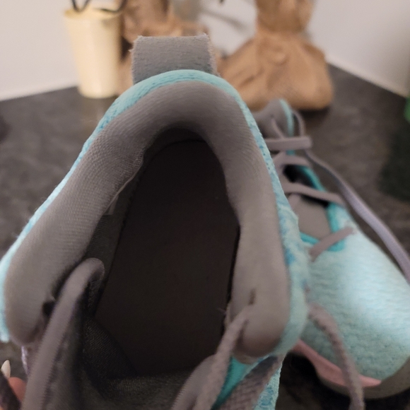 Nike LEBRON 17 XVII Pink Teal - Picture 7 of 8